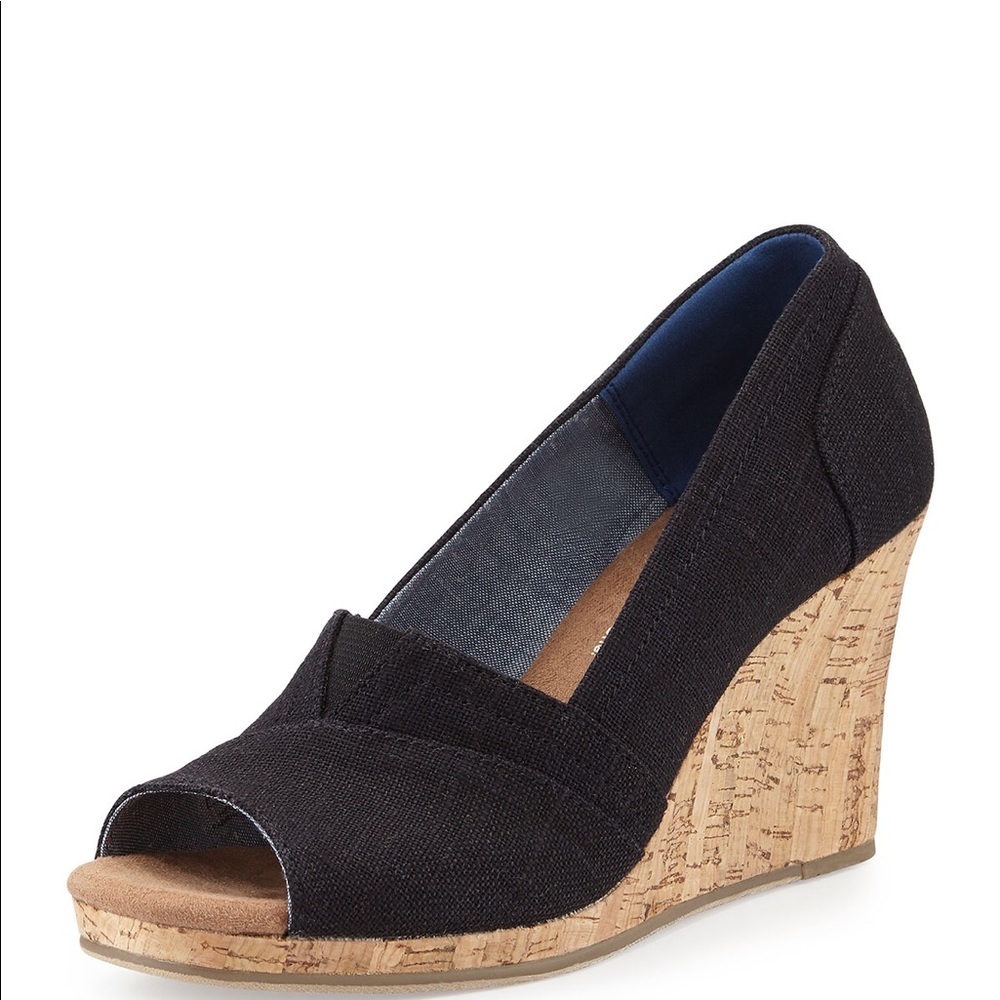 TOMS Emma Black Canvas Wedges - Size 7